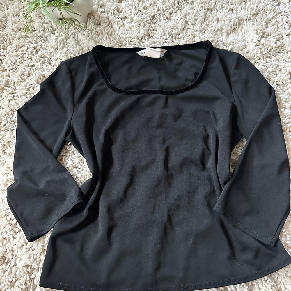 Max Studio scoop neck evening going out party black belly top.